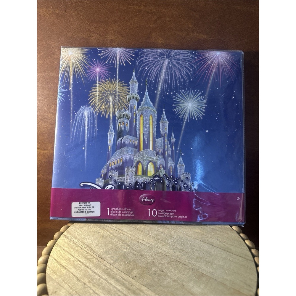 Disney Memories Scrapbook Album 12" x 12" 10 Embossed & Glittery Page Protectors